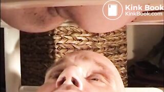 SHIT-EATING SKINHEAD CHOWS DOWN