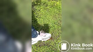 Crappy walk in Women’s Sneakers