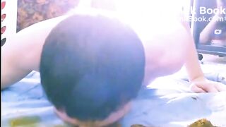 Chris smears & eats his shit