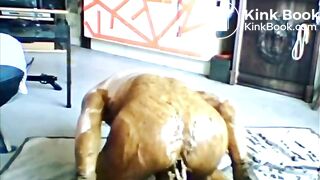 guy covers himself in shit