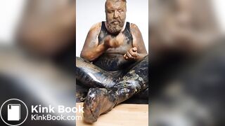 Full head shit smearing & eating