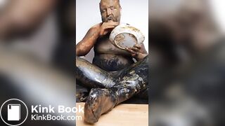 Full head shit smearing & eating