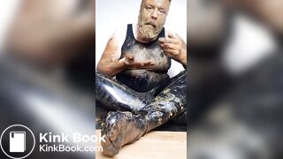 Full head shit smearing & eating