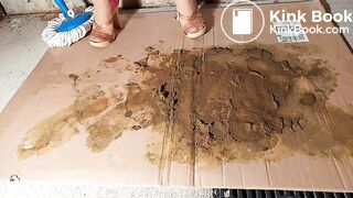 Nylon Feet dog Spout madness