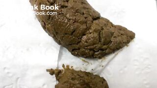 Trans BBW Quick Shit in the Afternoon