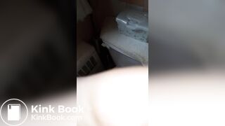 Drinking my piss and tasting my ass yum
