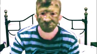 shit pig eats and swallows his shit