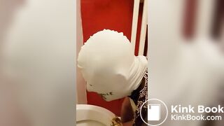 How to feed a scat slut!