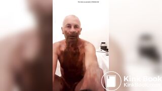 scat smear in tub
