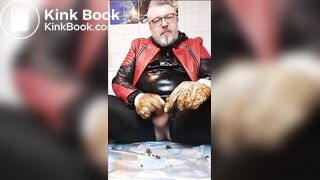 Wank & Cunshot with dirty rubbergloves