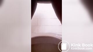 Fully naked and taking a big shit while peeing