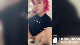 3 Part Pooping GF