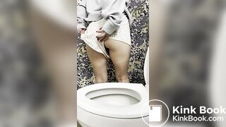 NastyNataliaRose - Sexy ass shits in toilet