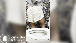 NastyNataliaRose - Sexy ass shits in toilet