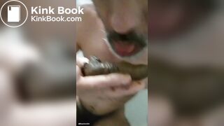 old man sucking a shit