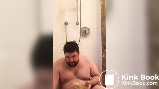 Ryan shits and eats his shit