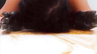 INSANE CAM GIRL SWALLOW SCAT ENEMA VOMIT