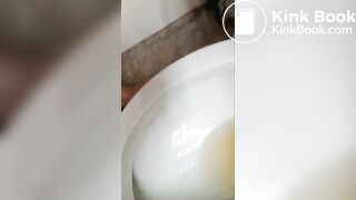 Scat_slut hungry for shit t and thirsty for urine