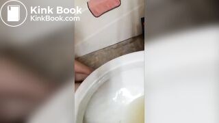 Scat_slut hungry for shit t and thirsty for urine