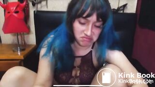 Elle aime avaler sa propre merde