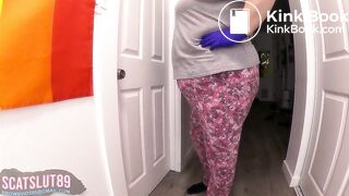 Desperately Need to Shit While Cleaning!