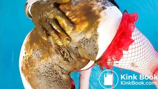 Lina the Extreme Shit Goddess