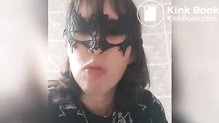 Retard bitch eating shit from man's asshole