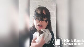 Retard bitch eating shit from man's asshole