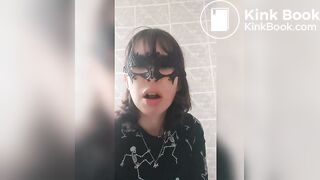 Retard bitch eating shit from man's asshole