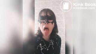 Retard bitch eating shit from man's asshole