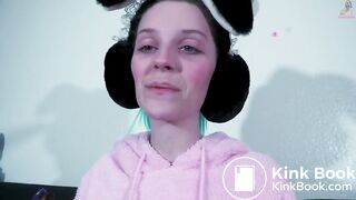 Mar1a Anj3l Shit Toothpaste