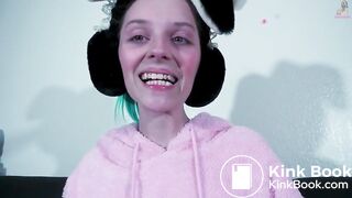 Mar1a Anj3l Shit Toothpaste