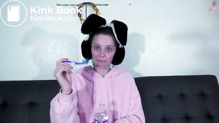 Mar1a Anj3l Shit Toothpaste