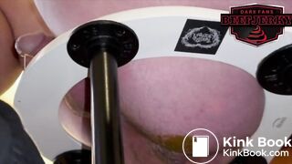 Dirty Pussy Boy Feeds Daddy V1