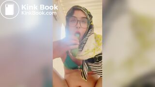 Open Muslim Scat Show