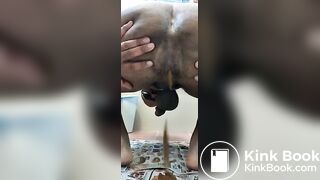 Morning dump  - Guys into filthy raunch, and scat