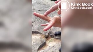 Lilly Vig poop play with friend