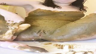 Teen Scat slut