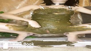 Teen Scat slut