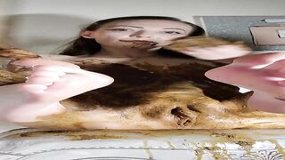 Skinny Scat Girl