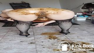 Scat loving girl