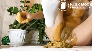 Girl SCAT tasting and smearing