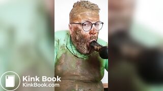Dirty dildo sucking & shit smearing