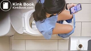 Nurse takes a long dump