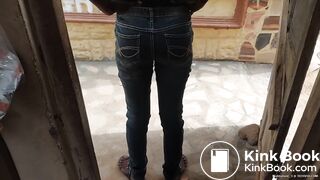 prettyebonies shitting in jeans and esting