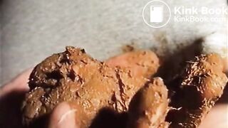 Scat - ShowOffPantyPoop