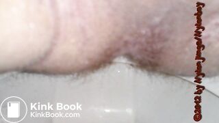 Kackewürste rausdrücken