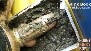 Messy Rubber Boat Slurry Cruise