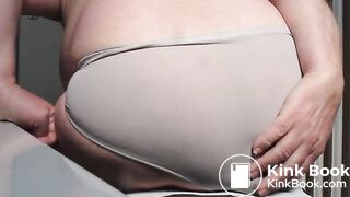 Shit into white pants