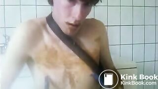 Belgian Scatboy - amateur twink enjoys shit